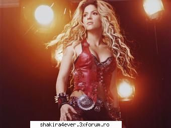 :cool:  :cool: poze cu shakira